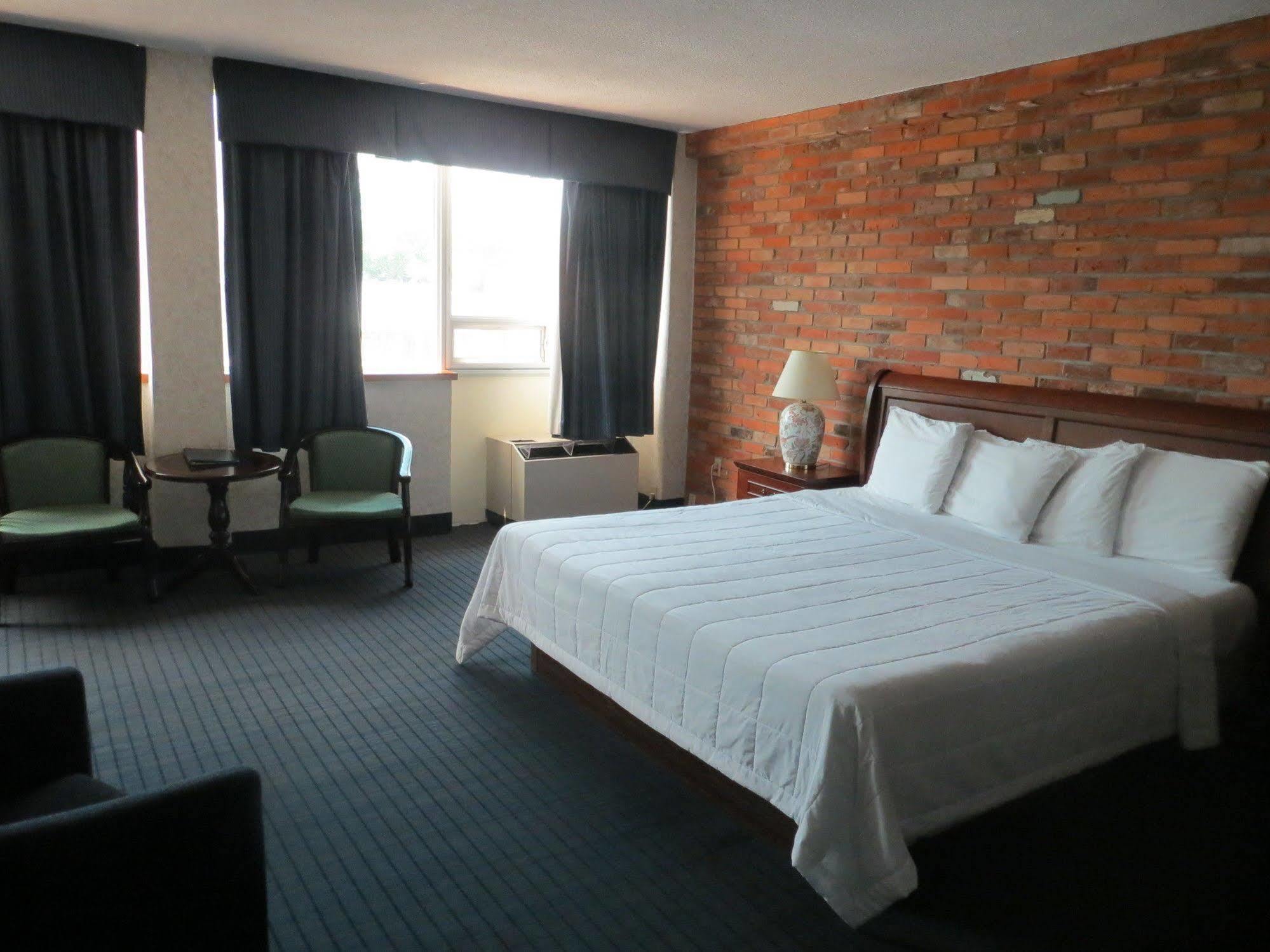 Hotel 89 Yorkville Toronto Exterior foto